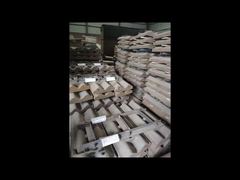 Przedstawiamy dla Ciebie wykładziny do młynów kulowych ze stali wysokomanganowej i wykładzinę magnetyczną