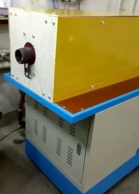 Elektryczny piec indukcyjny o mocy 100 kW o średniej częstotliwości