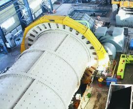 Autogeniczny zwisający młyn kulowy do mielenia rudy 700 - 1500 Kw dla górnictwa