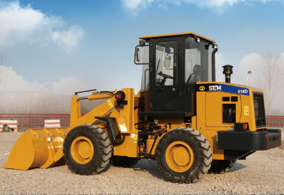 Miejska maszyna podnosząca SEM618D 1800 kg Ładowarka kołowa